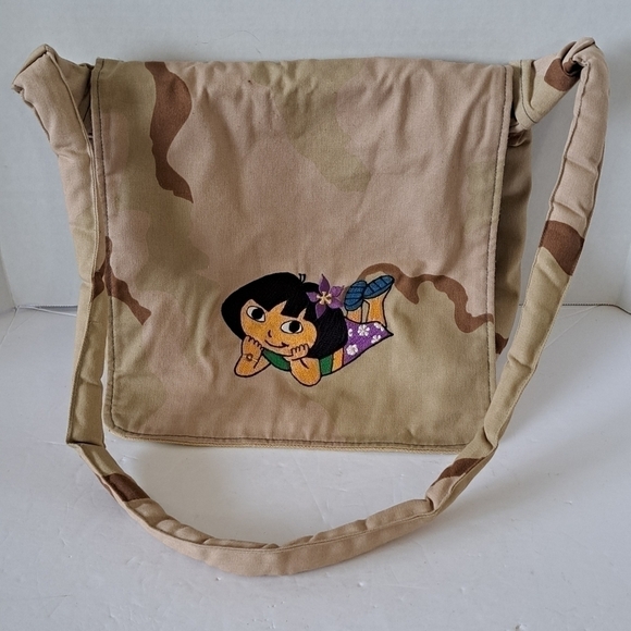 Dora the Explorer Camouflage Canvas Crossbody Bag Embroidered Padded Shoulder - Picture 1 of 13